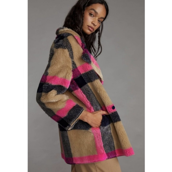 Anthropologie Jackets & Blazers - Anthropologie Vilagallo Hot Pink Teddy Coat
